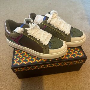 Kurt Geiger Multicolor Sneakers